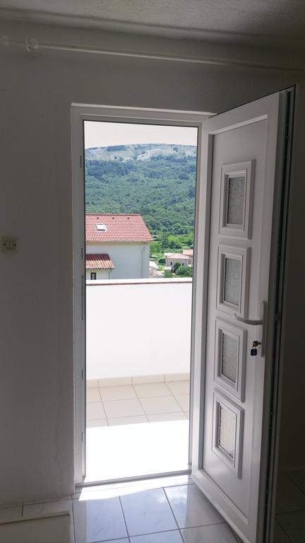 Ruza Apartmani Draga Bašćanska Exteriör bild
